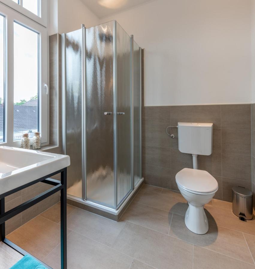 24/7 Selfcheckin Hotel Лер Екстериор снимка
